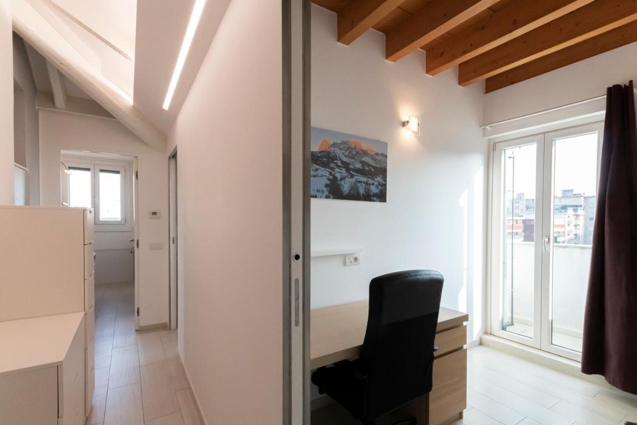 Mansarda Cola Apartman Milánó Kültér fotó