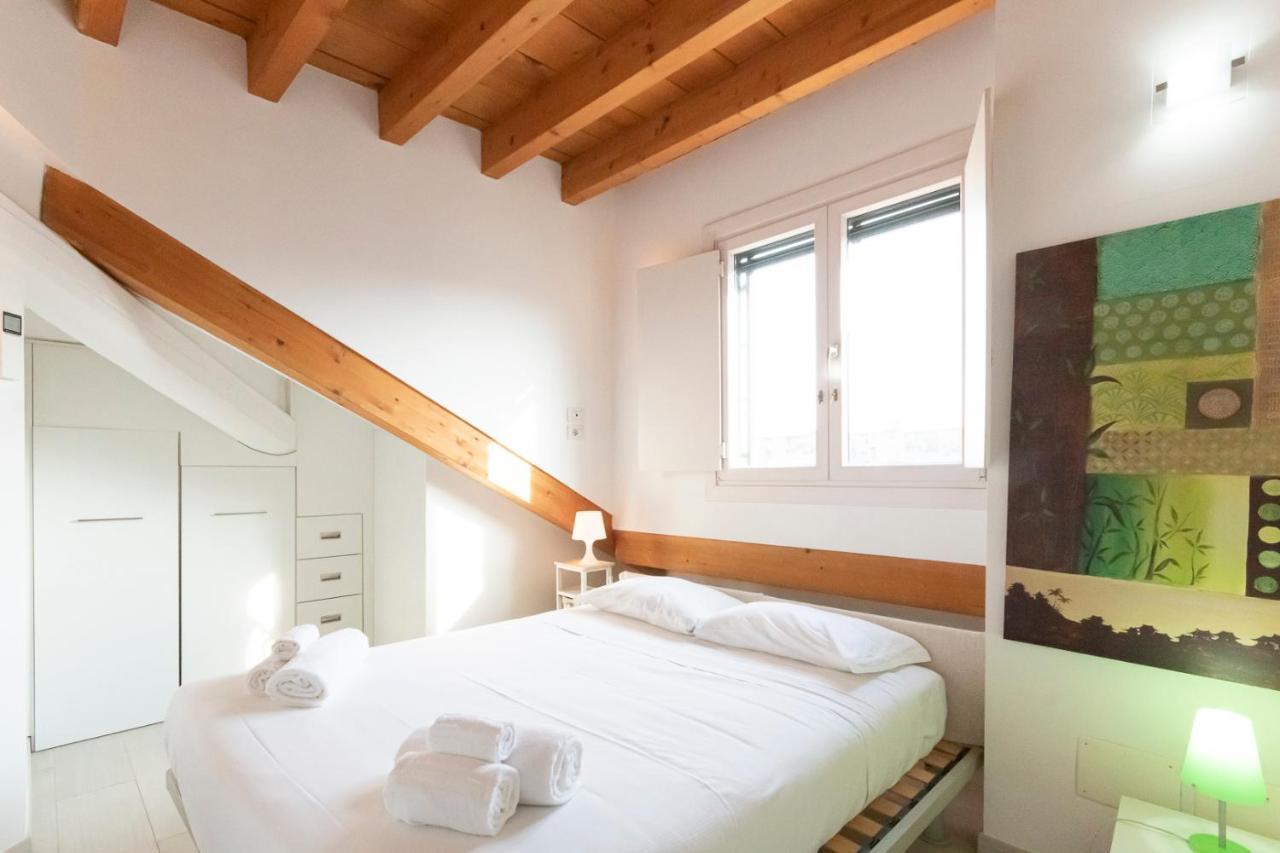 Mansarda Cola Apartman Milánó Kültér fotó