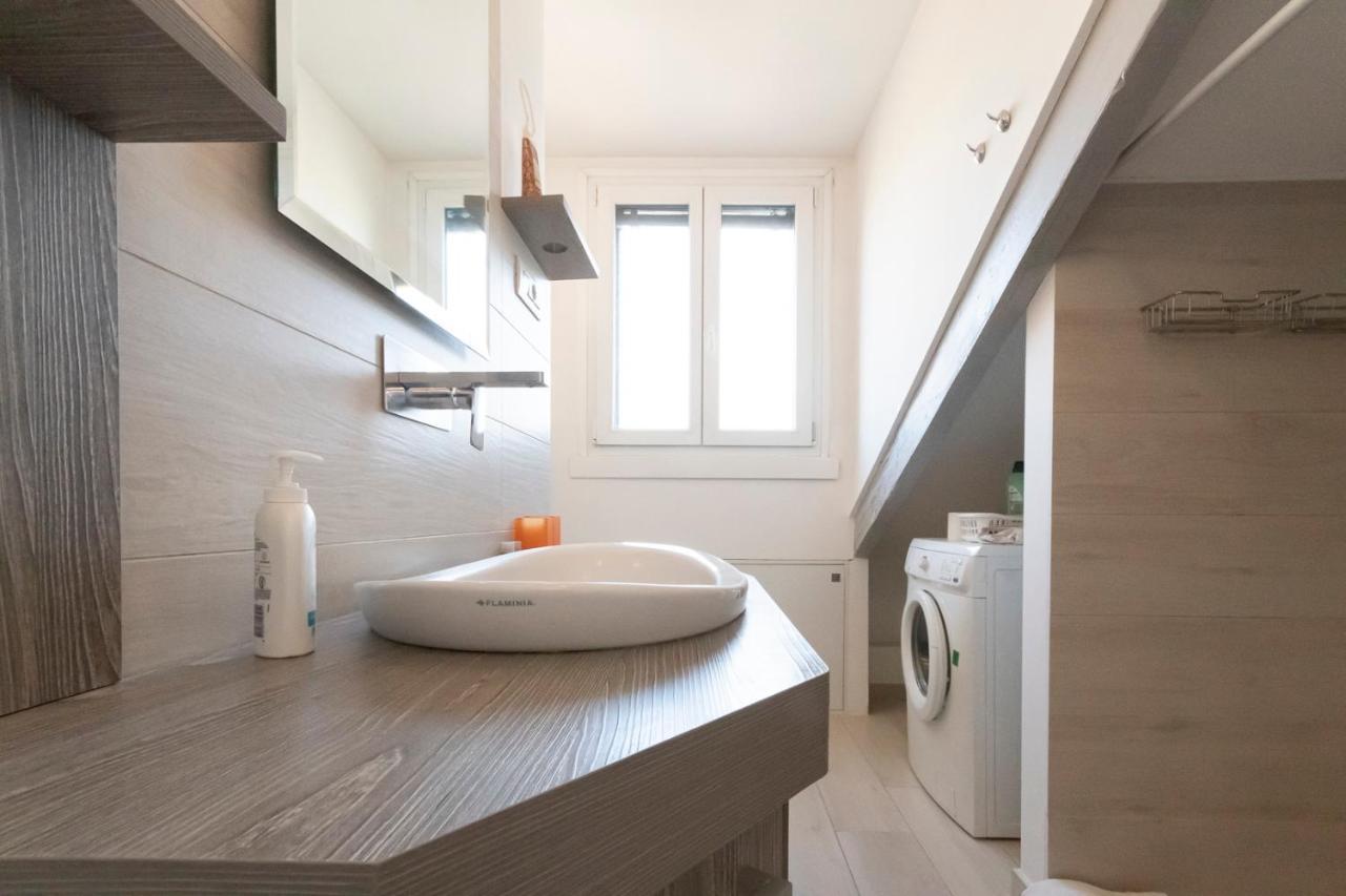 Mansarda Cola Apartman Milánó Kültér fotó